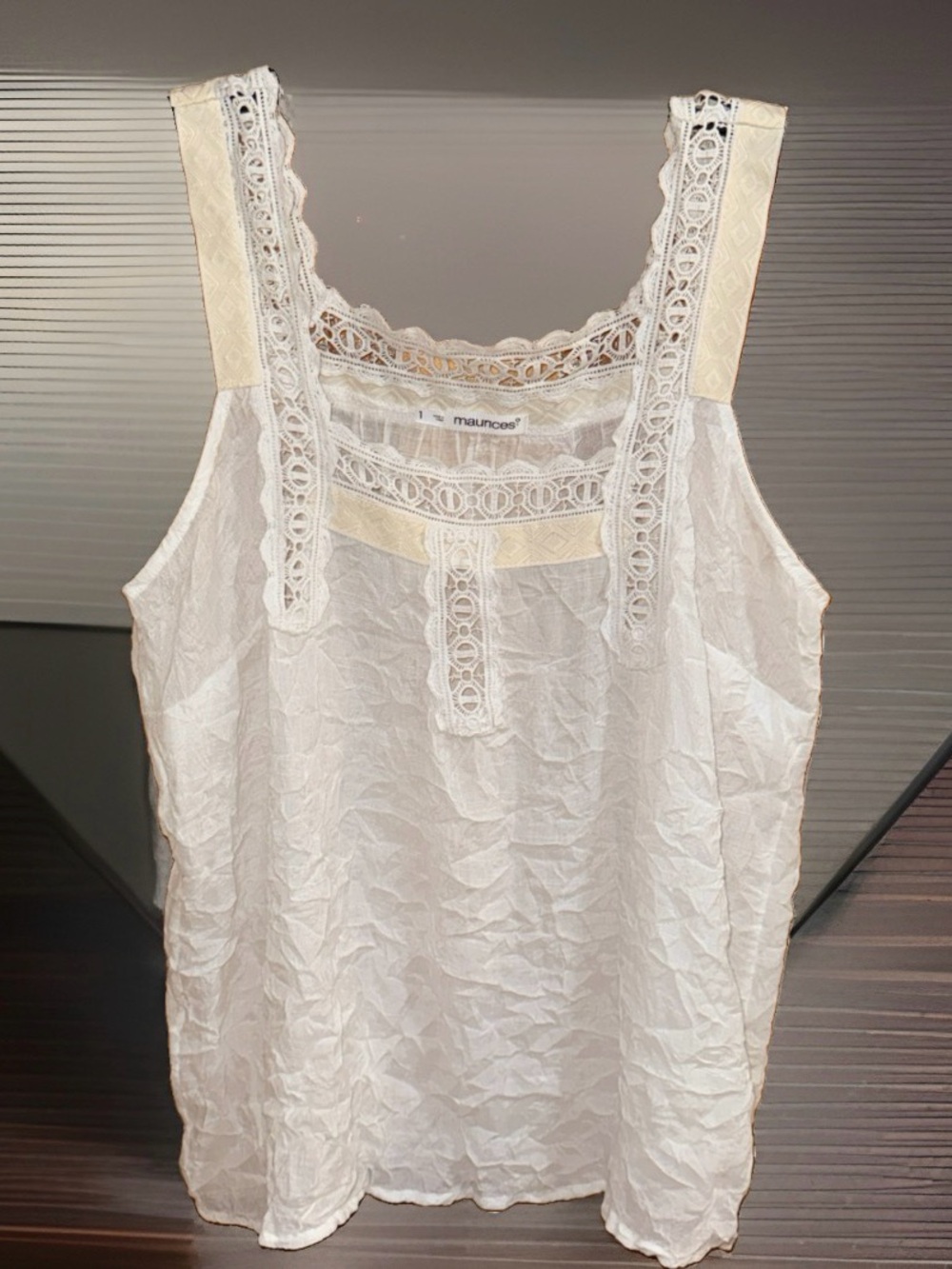 Maurices White Lace-Detail Sleeveless Crinkle Top w/Cream Accents-1 16/18-EC